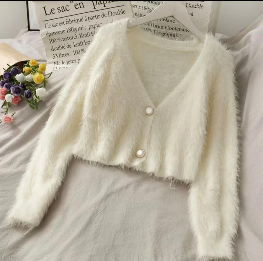 warm your self with this fluffy and comfy❤️