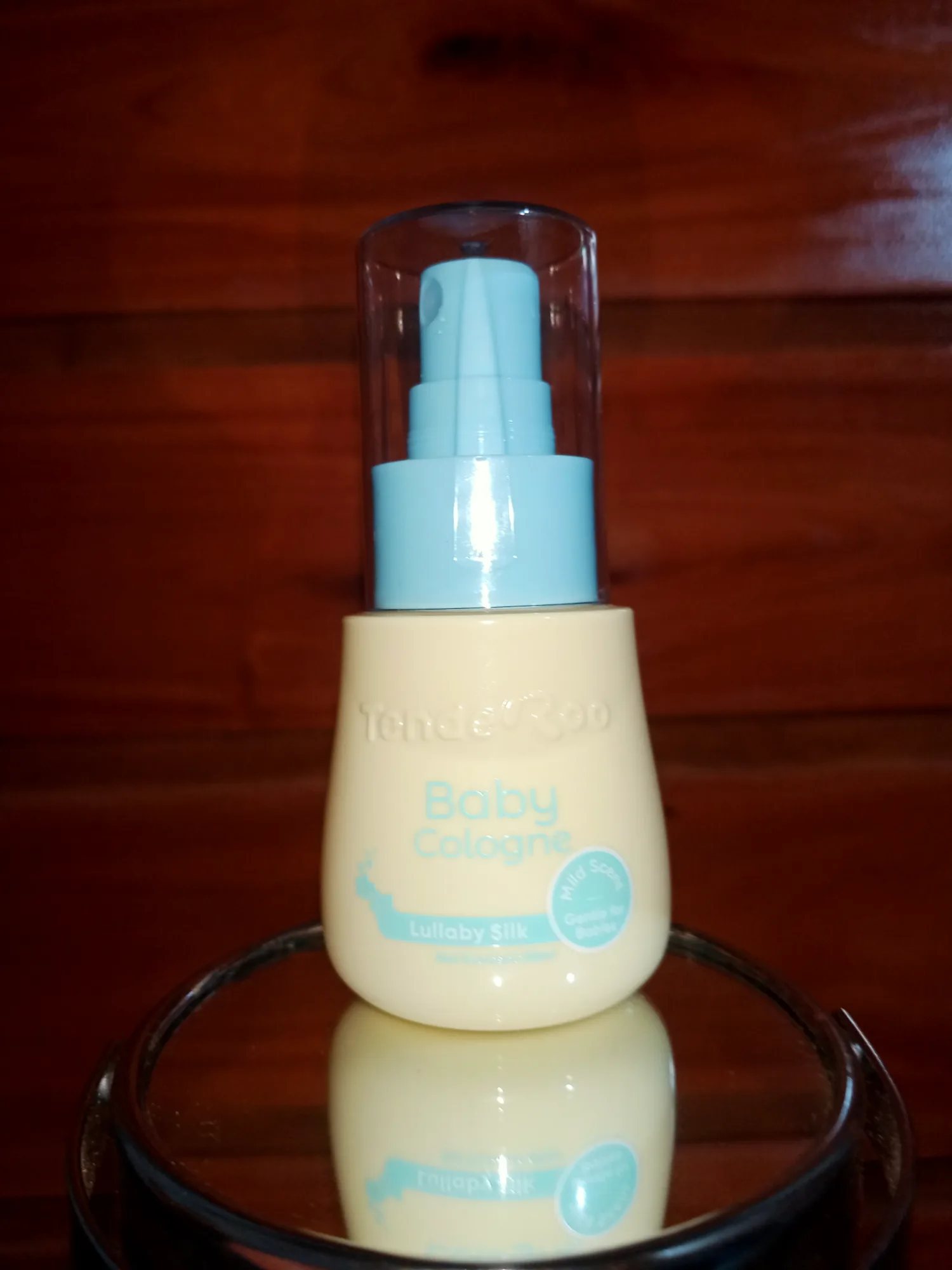 Achieve that powdery baby scent with Tenderoo Baby Cologne Lullaby Silk