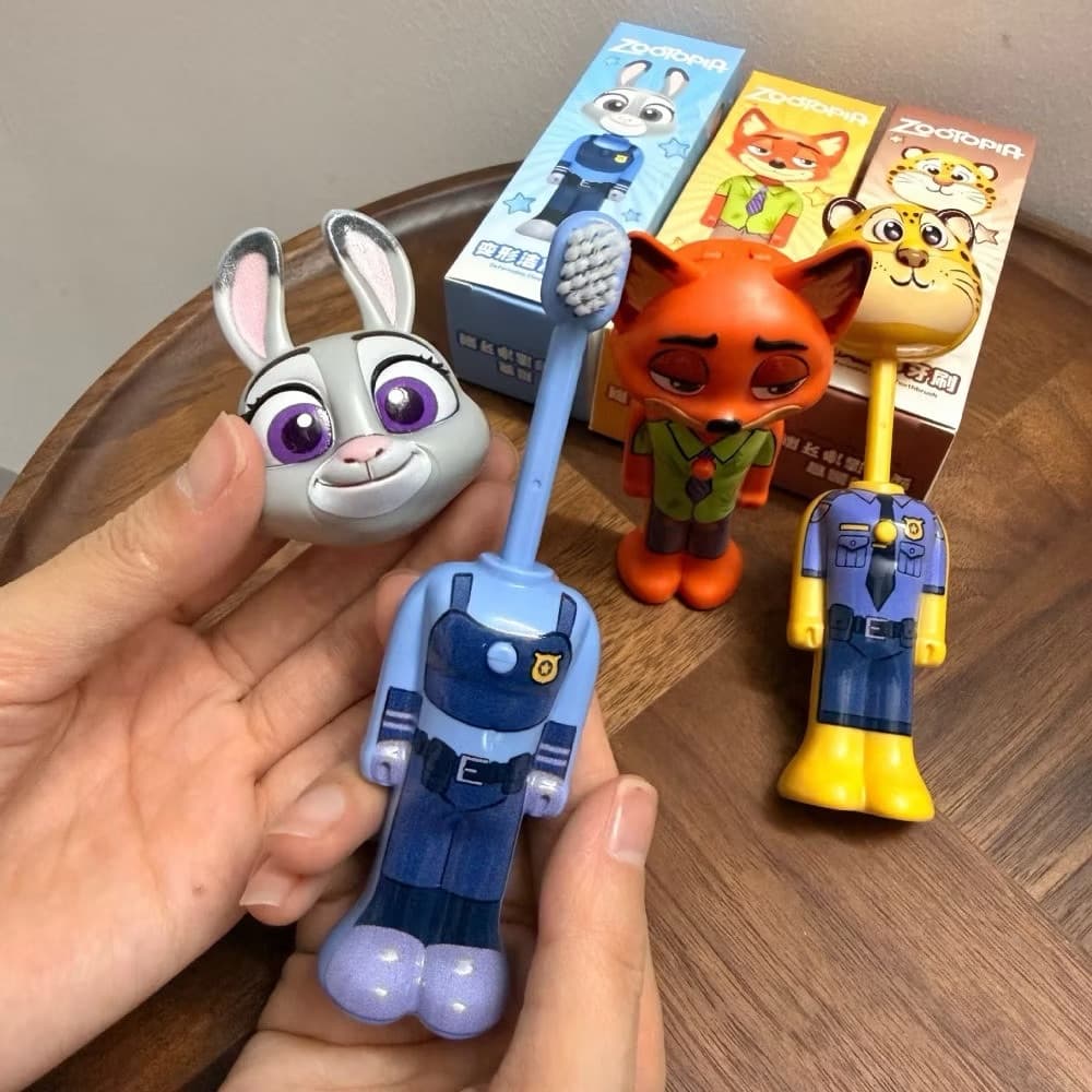 New Zootopia Internet Celebrity Retractable Toothbrush Nick Judy Deformed Soft Bristled Toothbrush Fine Bristle Kid Gift Toys