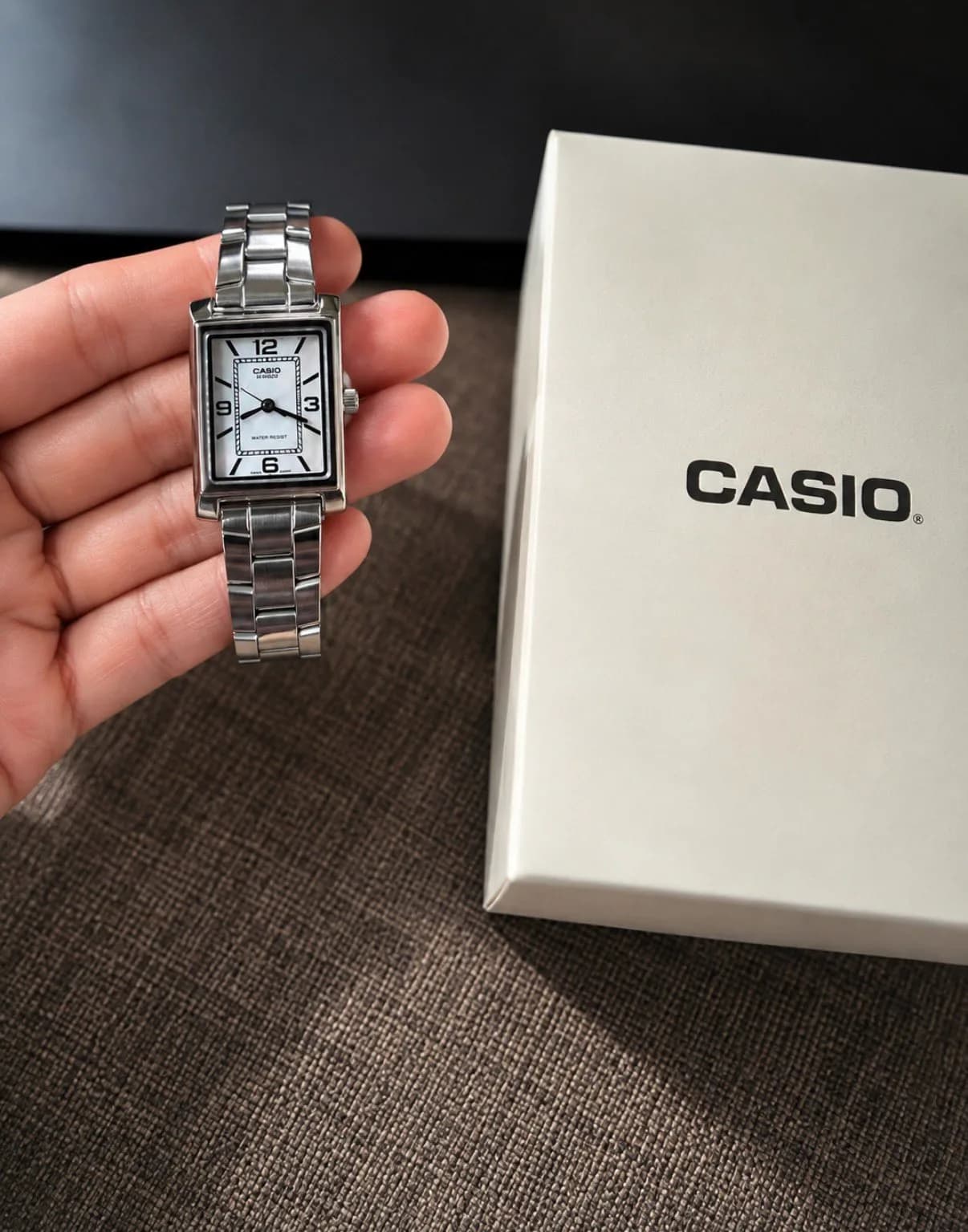 ELEGANT WATCH