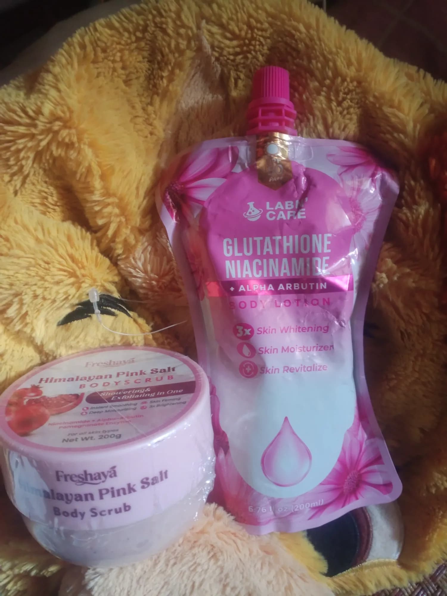 Glutathione niacinamide body lotion +Himalayan pink salt body scrub