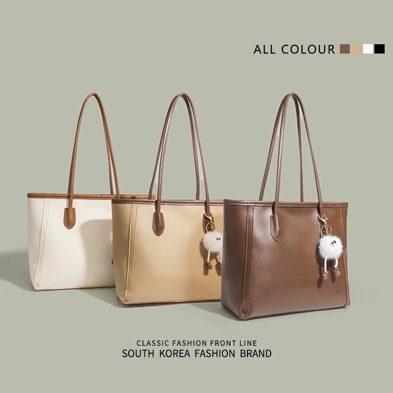Wear your confidence with classy shoulder bag