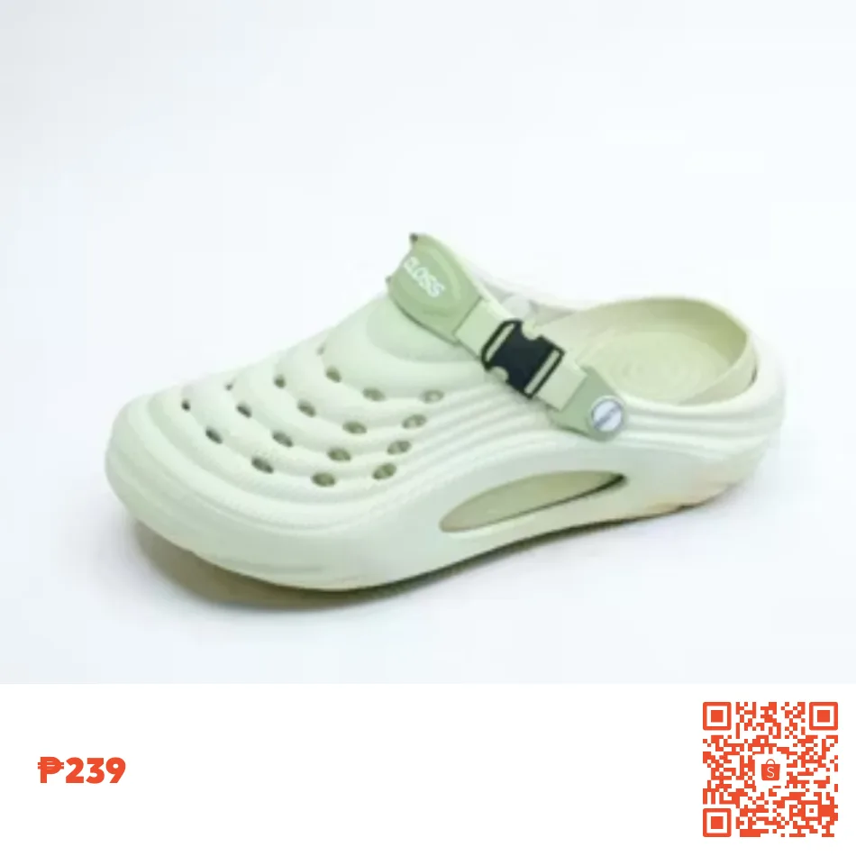 Summer Closs Clogs